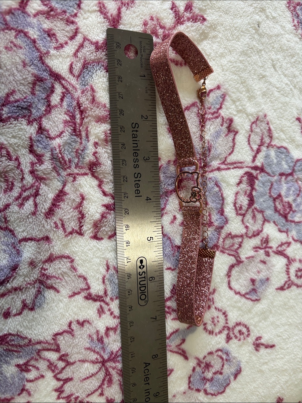 Hello Kitty Chocker - Picture 3 of 3